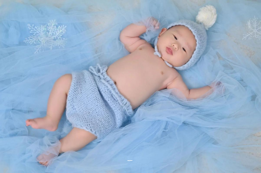 来宾怀孕多久肚子会隆起
