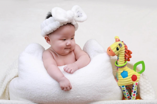 来宾三个月宝宝放屁不拉屎 来宾三个月宝宝放屁不拉屎